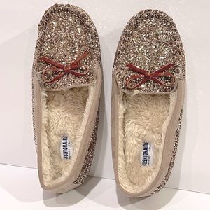 🆕 Gold glitter Moccasins